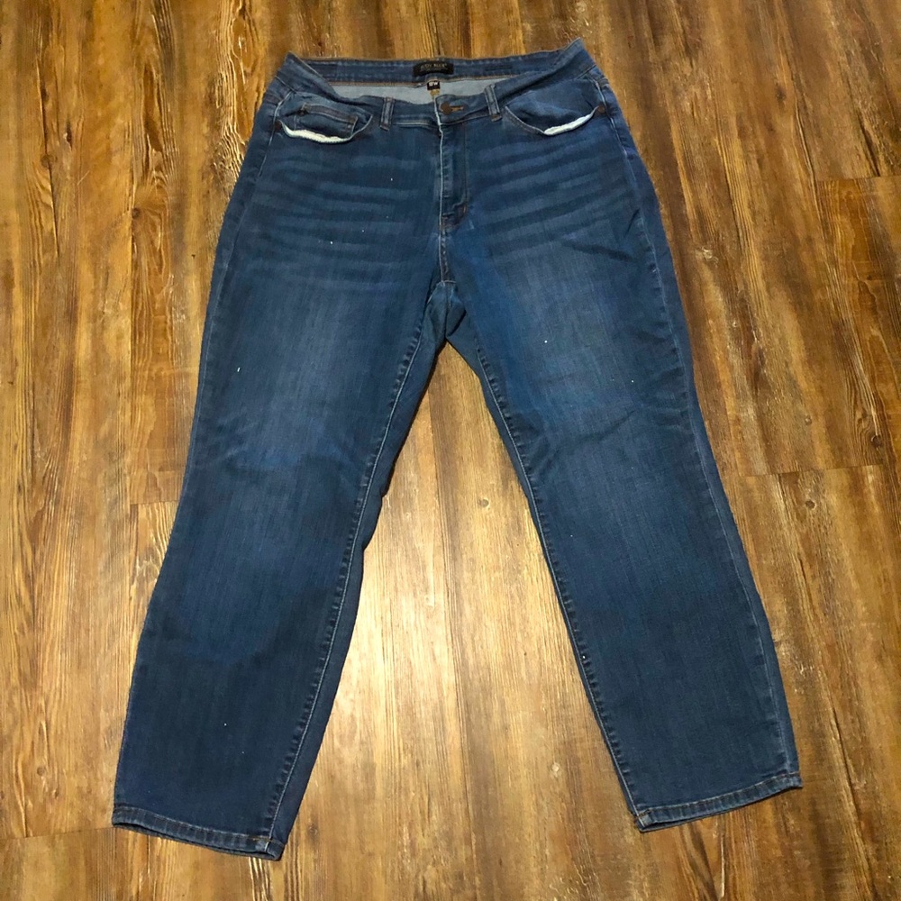 Judy Blue Jeans Women's 18W Relaxed Fit Curvy Plus Size Stretchy Dark Wash Denim